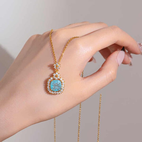 18k Lady Streetwear stainless